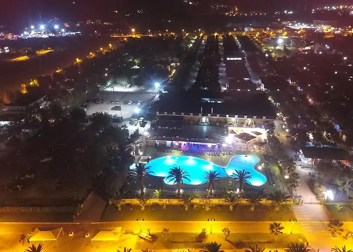 Villaggio HolidayCampeggio